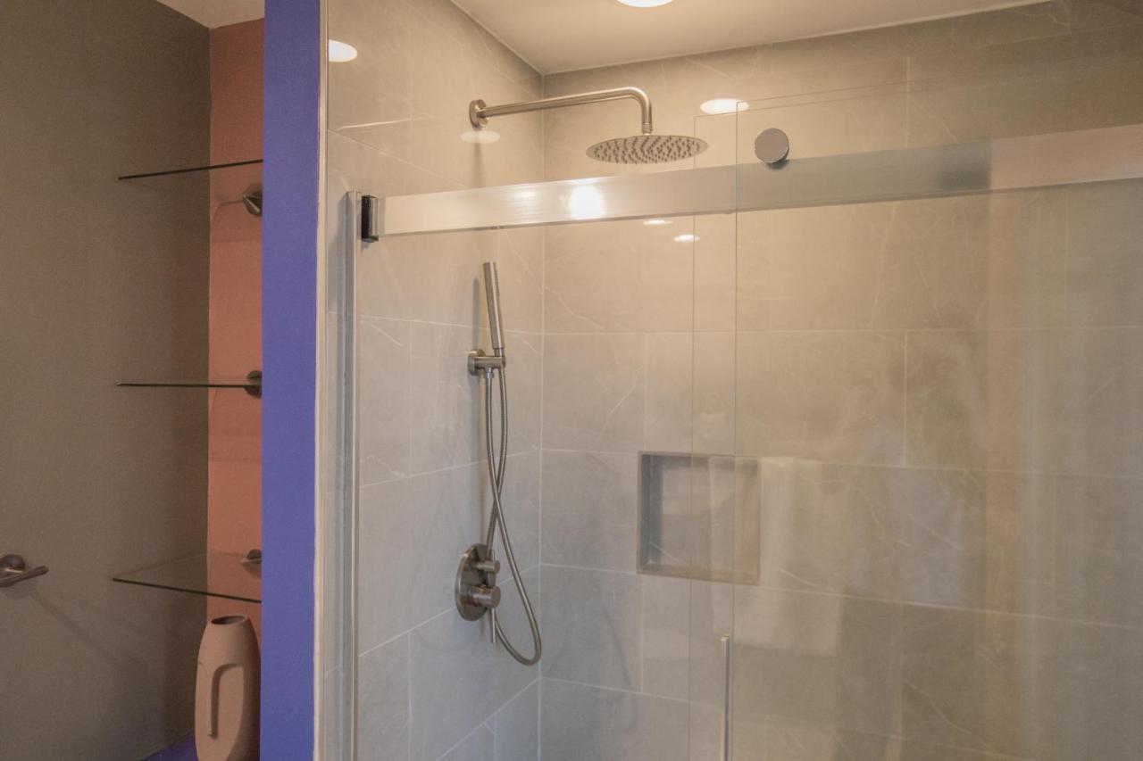 דה מוין Designer Downtown Condo Suite - Splendid View מראה חיצוני תמונה